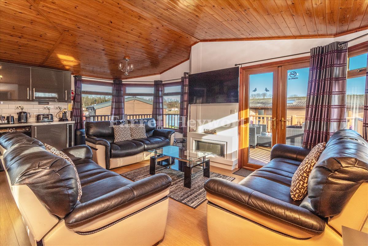 Open Plan Living image 2