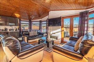 Open Plan Living image 2