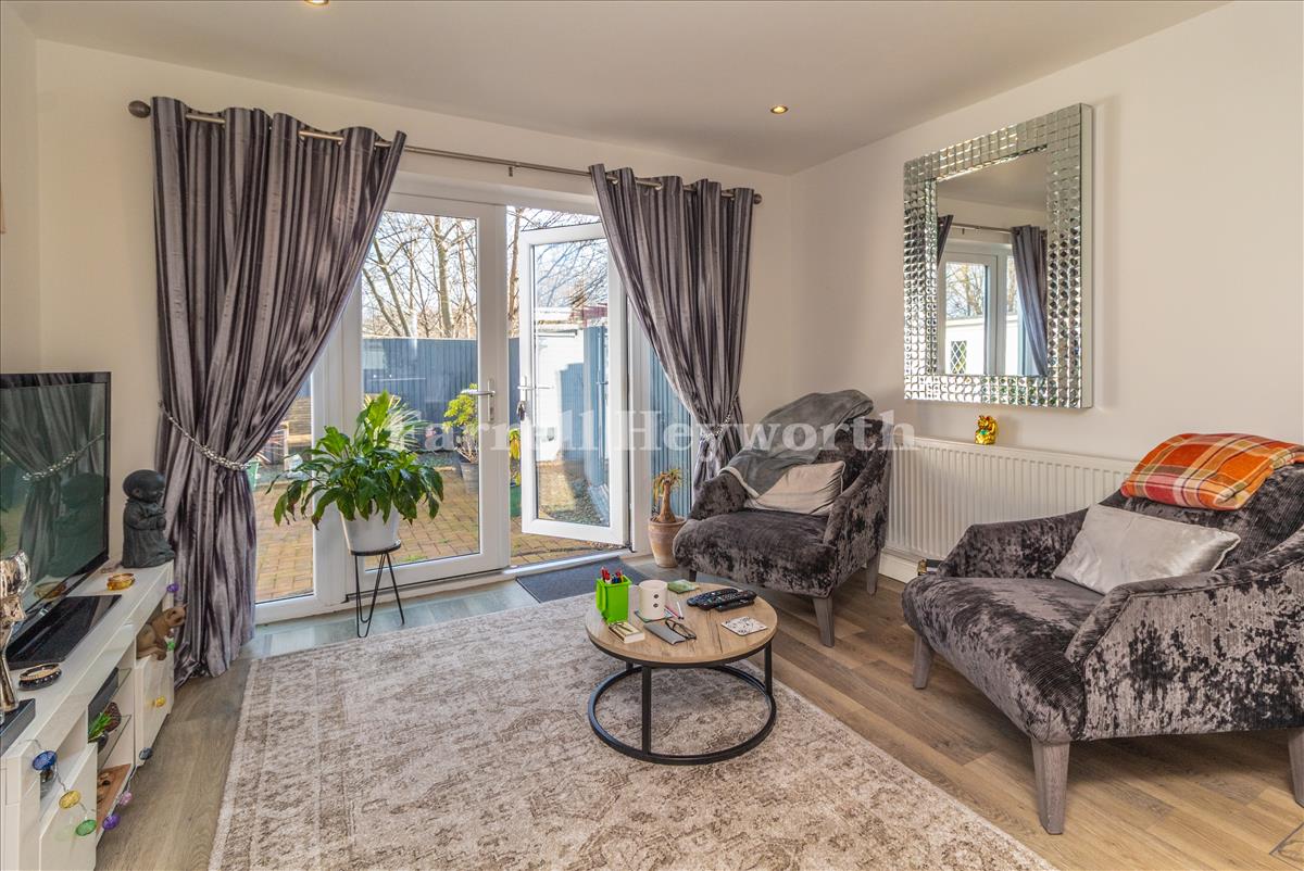 Sitting Room image 2