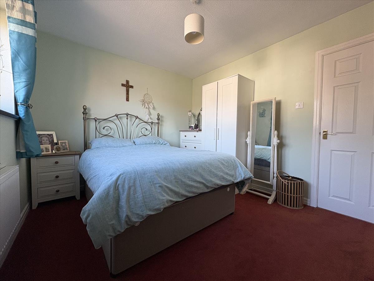 Master Bedroom Pic 2