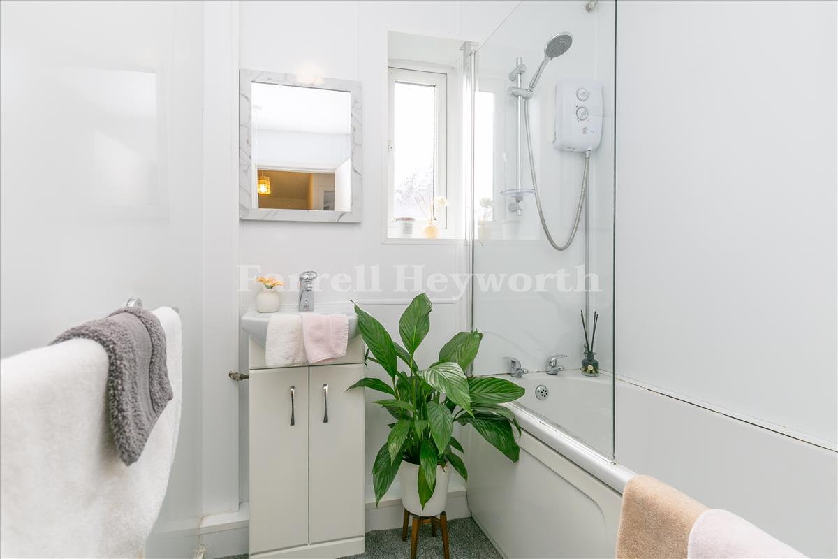 FF Bathroom 