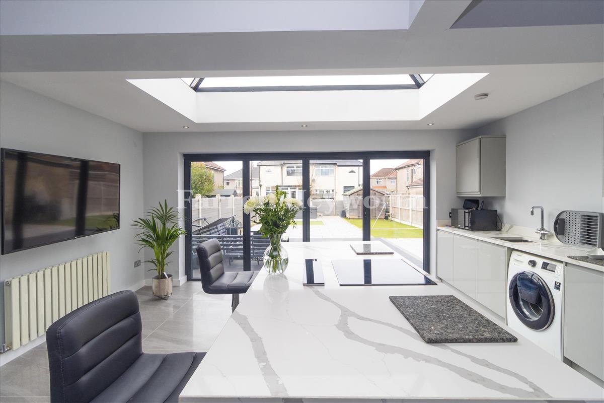 New Kitchen Dining 4