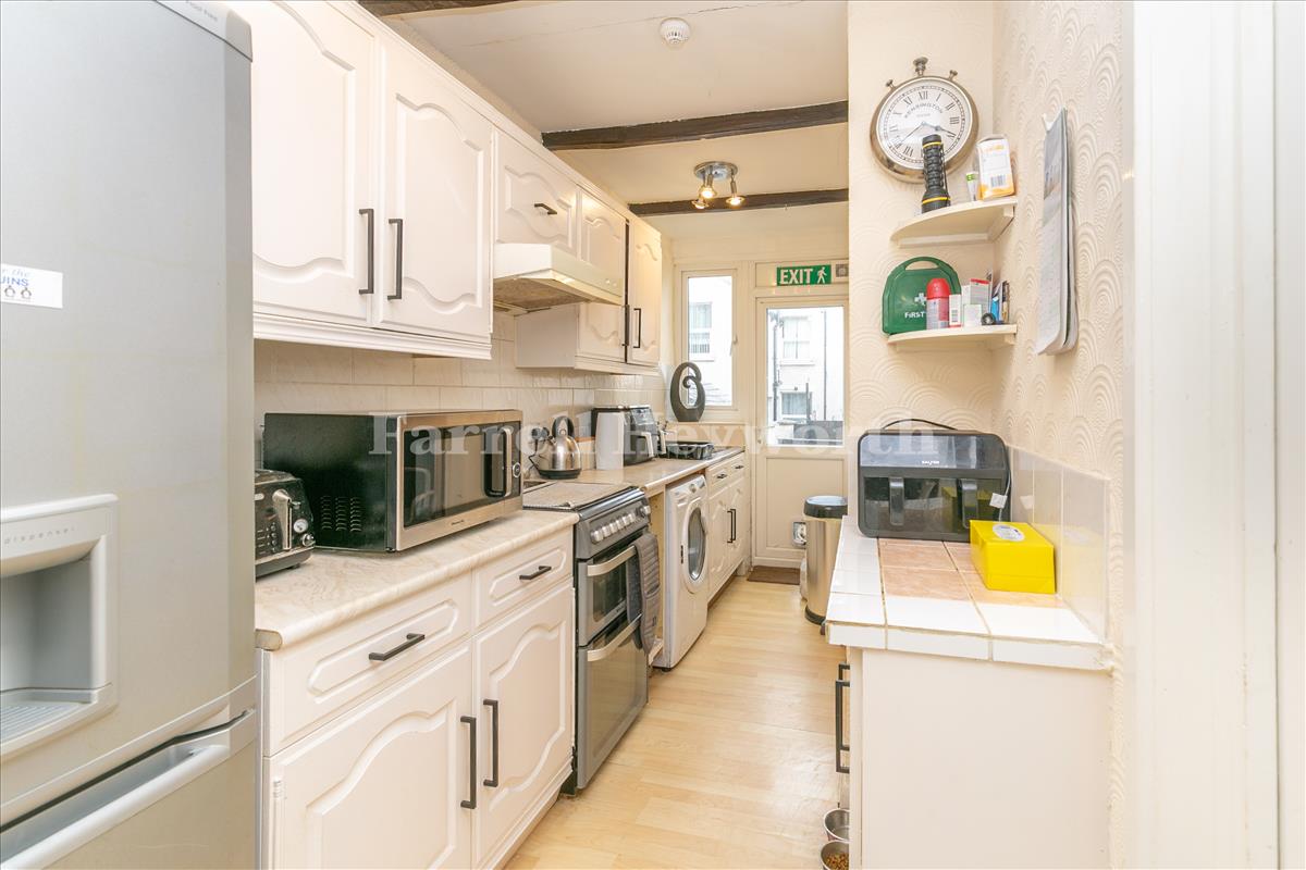 Ground floor kitchen view 2