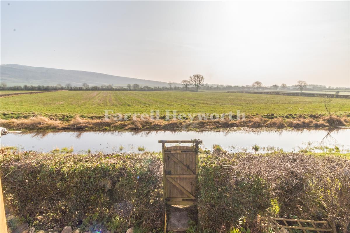 View to rear image 2