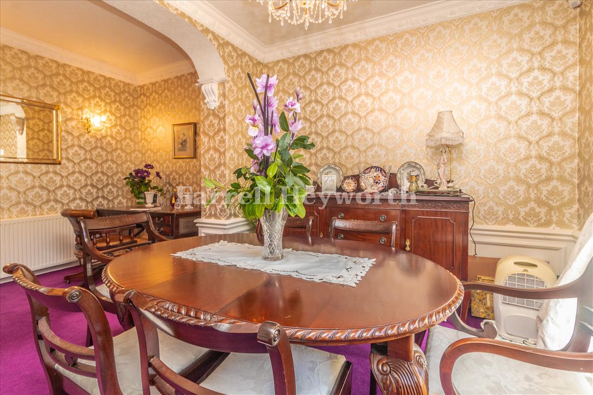 Dining Room image 3