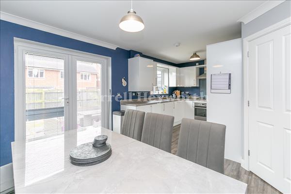 Kitchen diner view 5