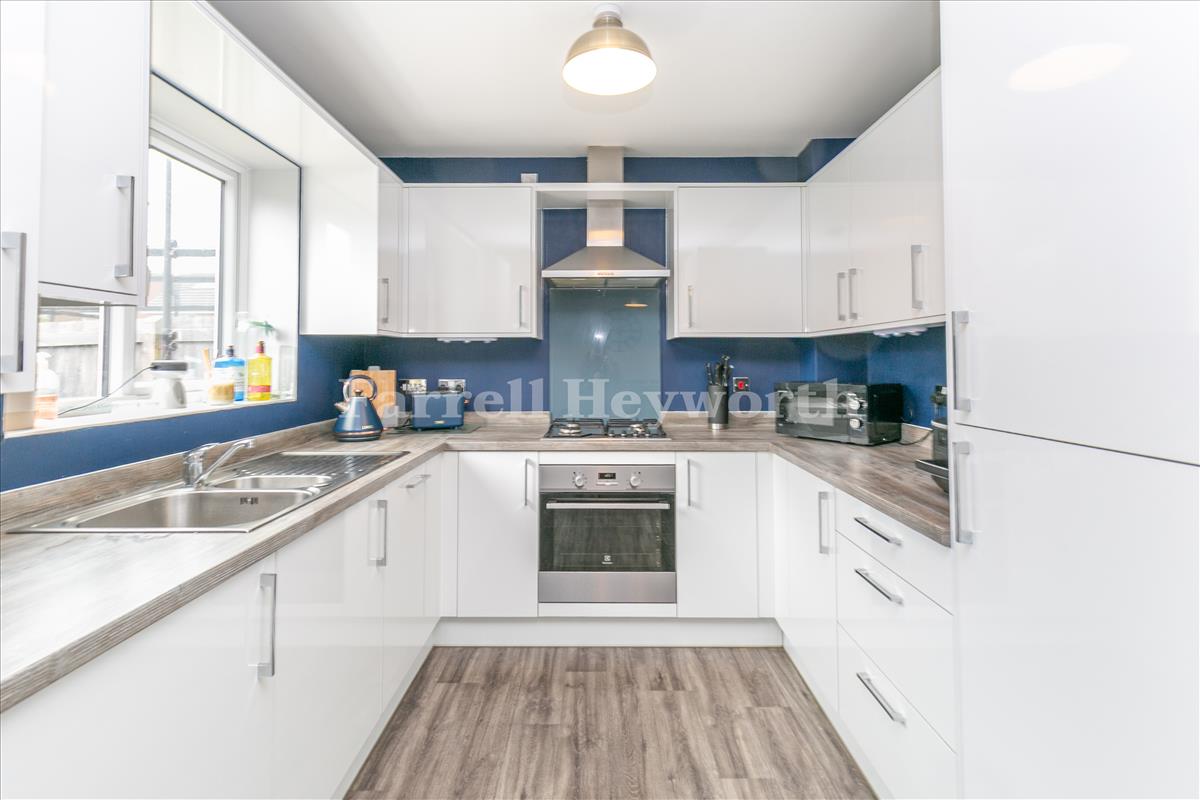 Kitchen diner