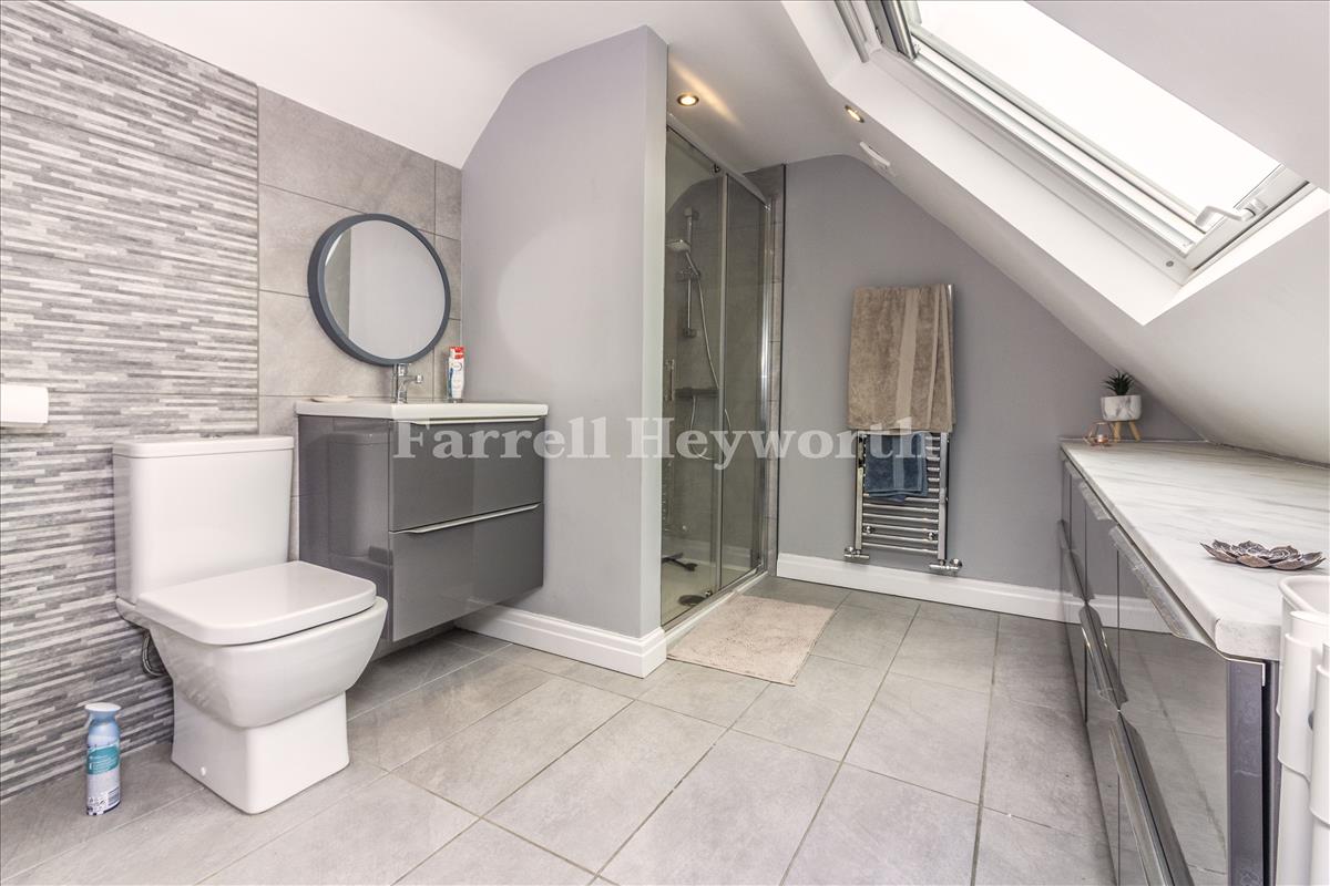 Bedroom Two En-Suite
