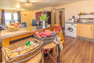 Kitchen Area image 2