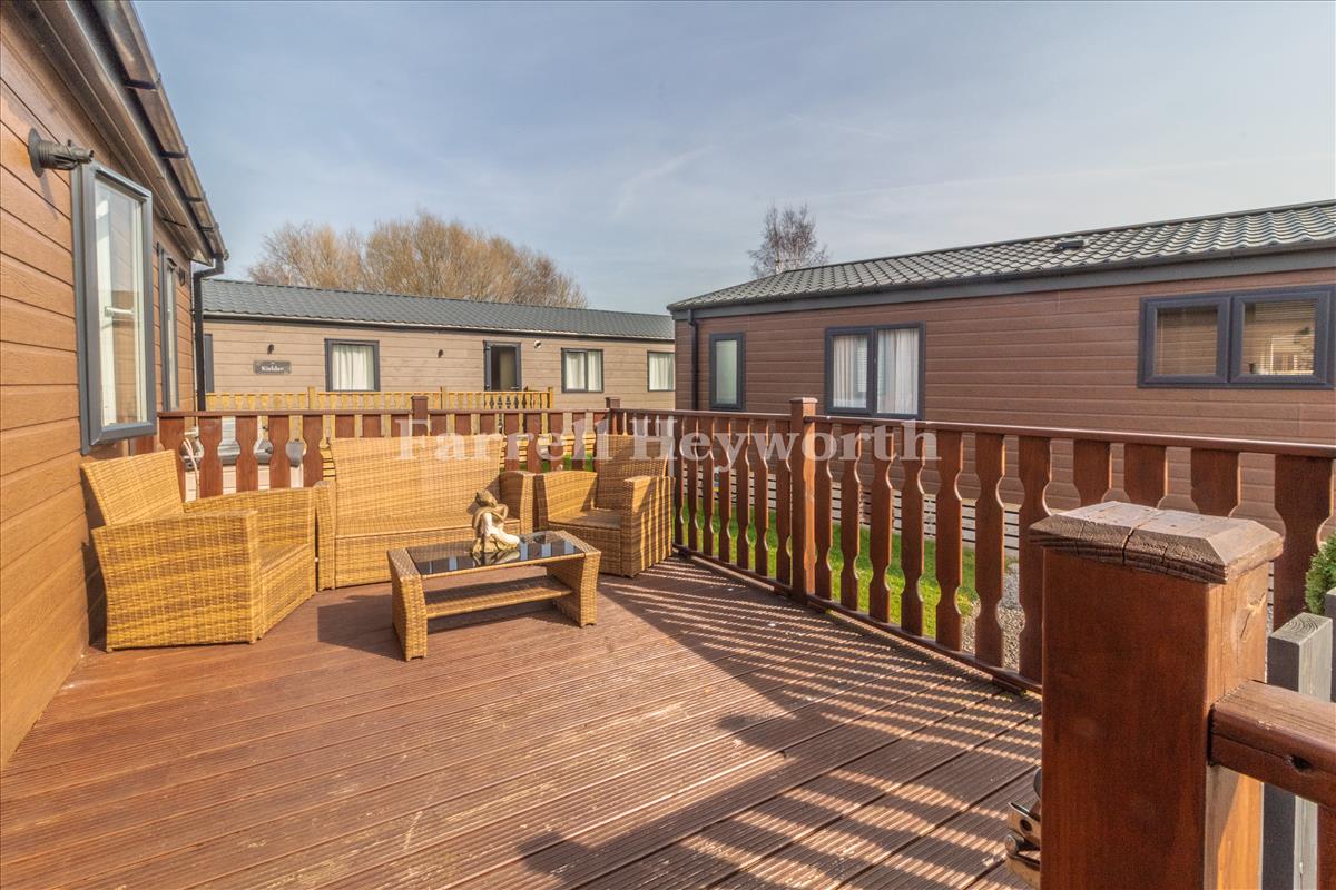 Decking Area image 4