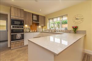 Kitchen Diner image 2