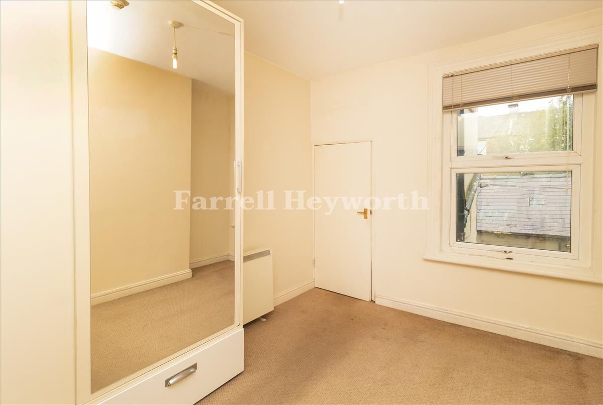 Flat 2 Bedroom
