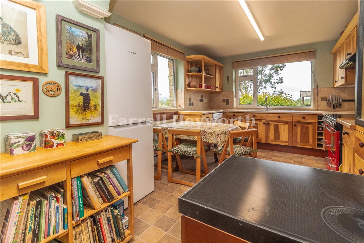 Breakfast Kitchen image 3