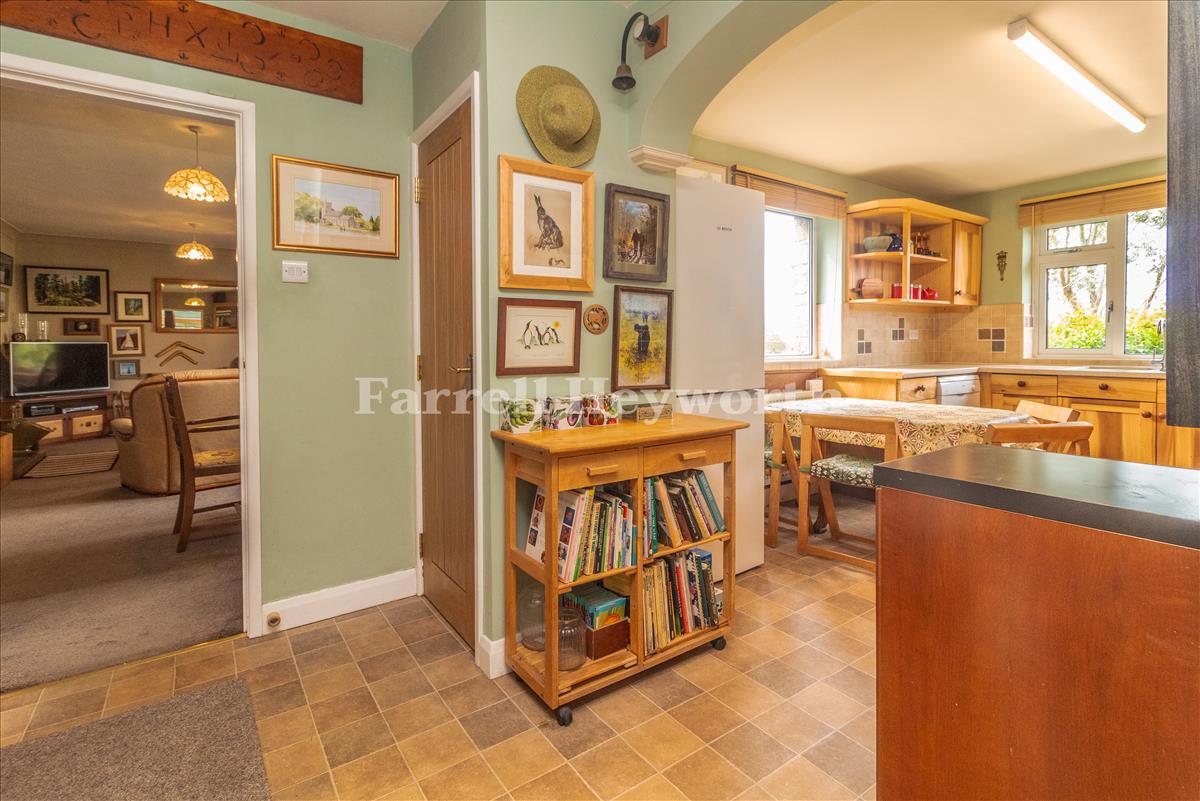 Breakfast Kitchen image 4