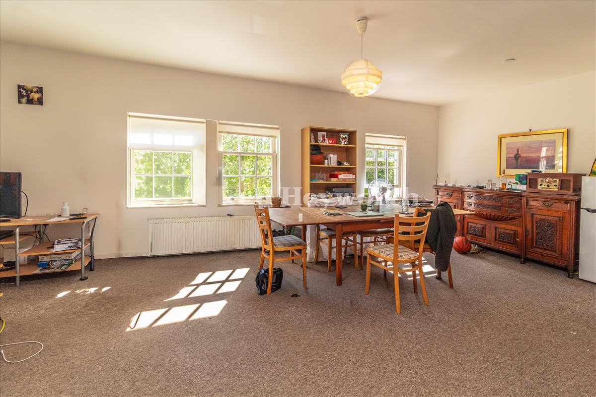 Open Plan Area image 3