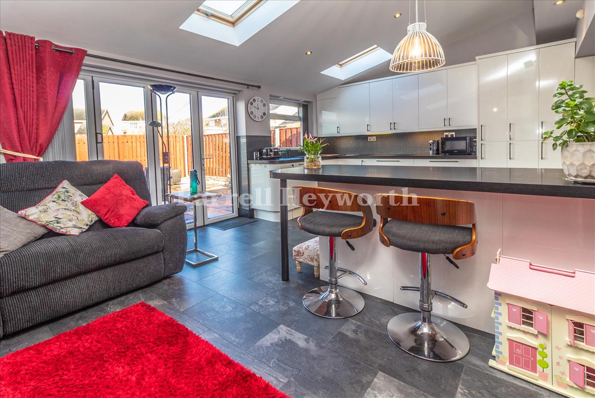 Open Plan Area image 3