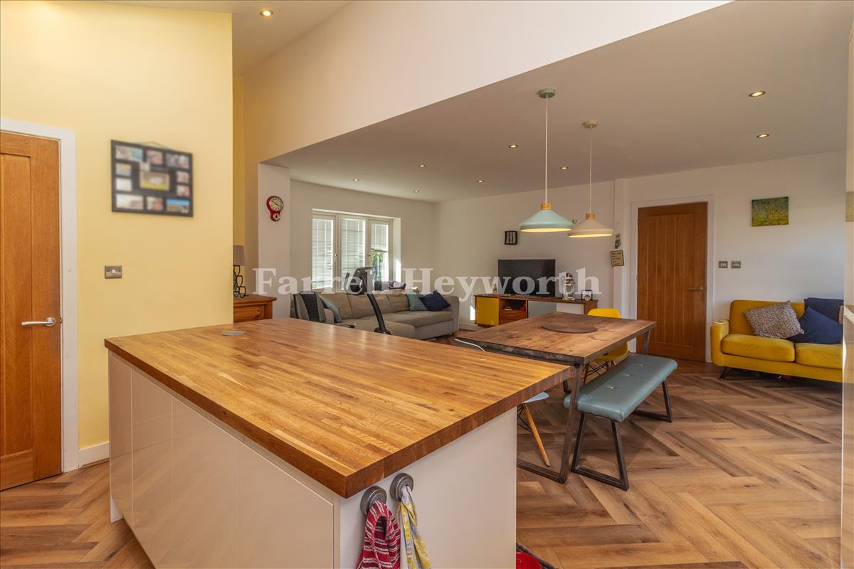 Open Plan Area image 3