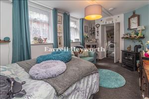 Living Area image 2 Flat 2