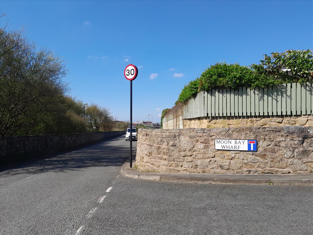 Moon Bay Wharf Cul De Sac Entrance