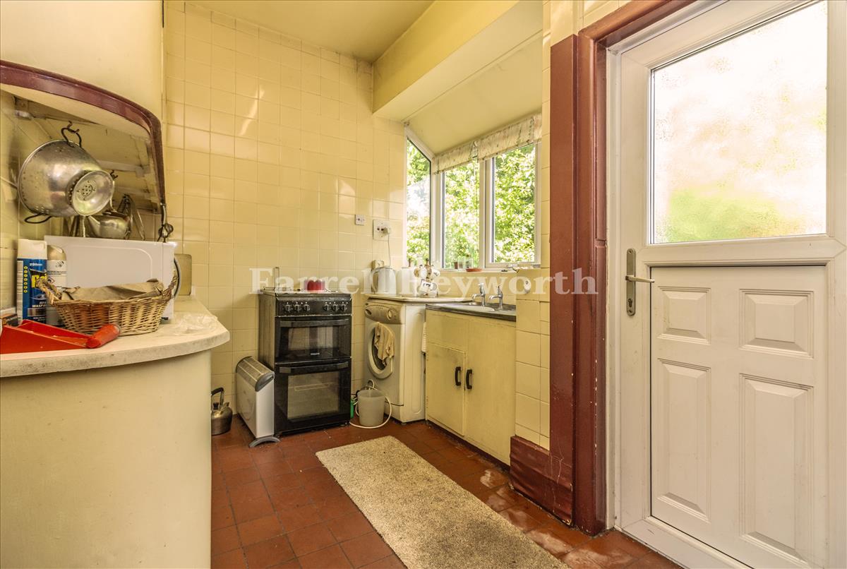 Kitchen b