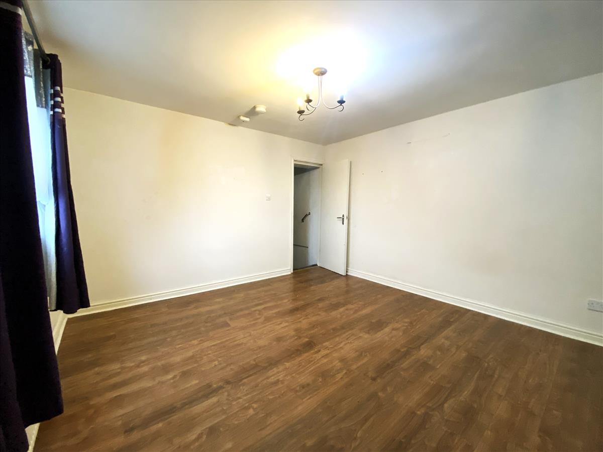Back bedroom