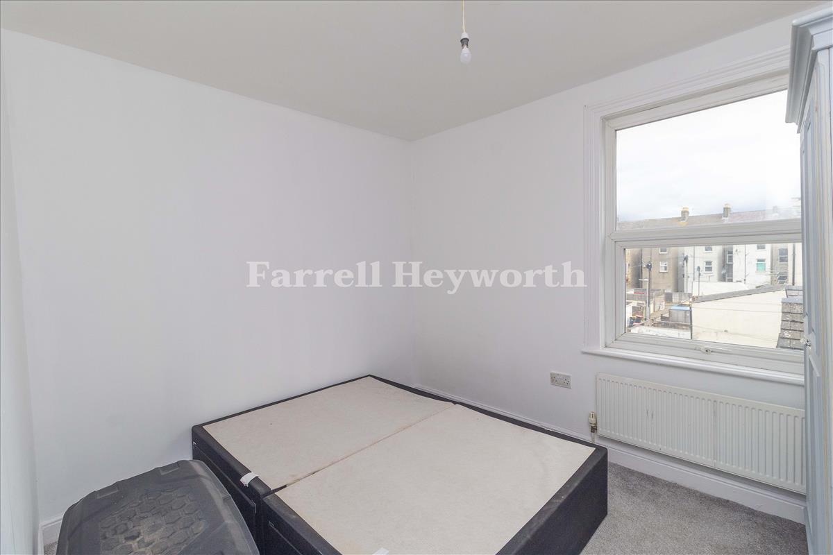 Flat Bedroom 3
