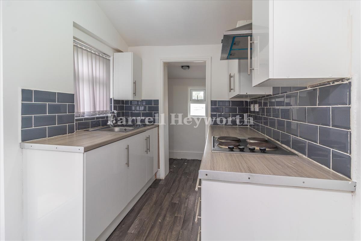 Kitchen image 2