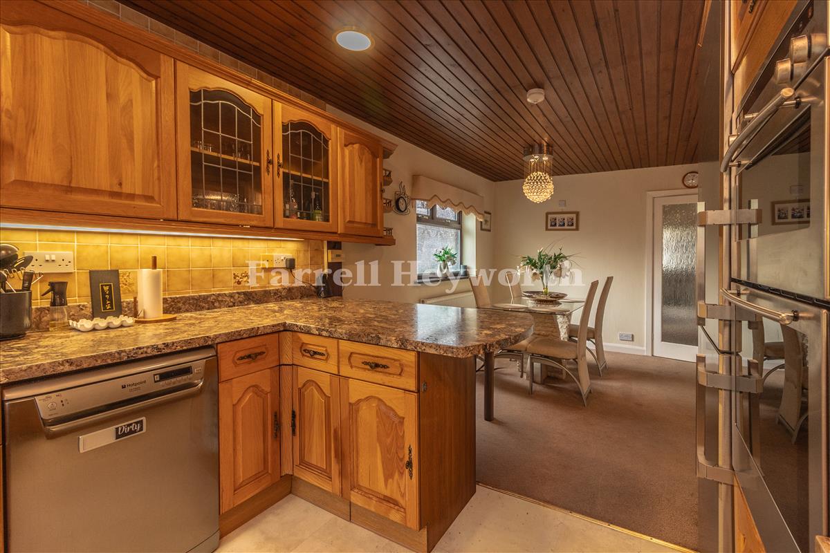 Kitchen Diner image 2