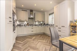 Kitchen e