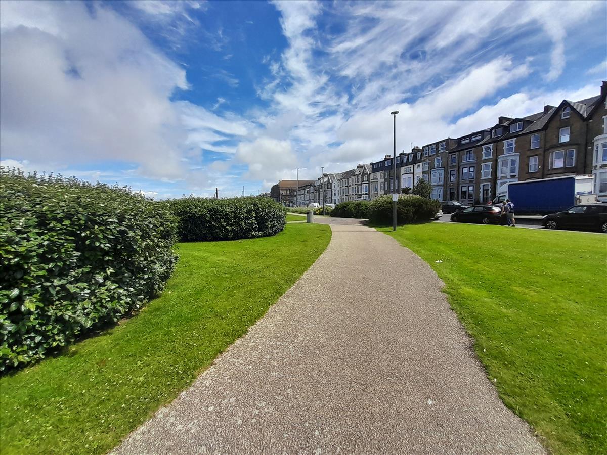 Marine Road West Gardens
