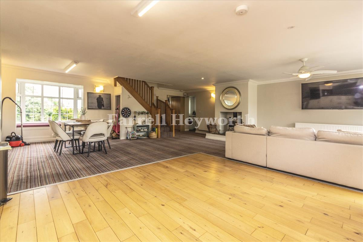 Open Plan b