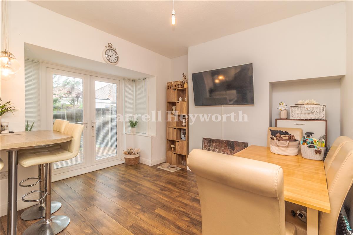 Dining Area image 2
