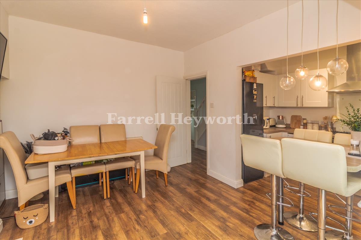 Kitchen Diner image 2
