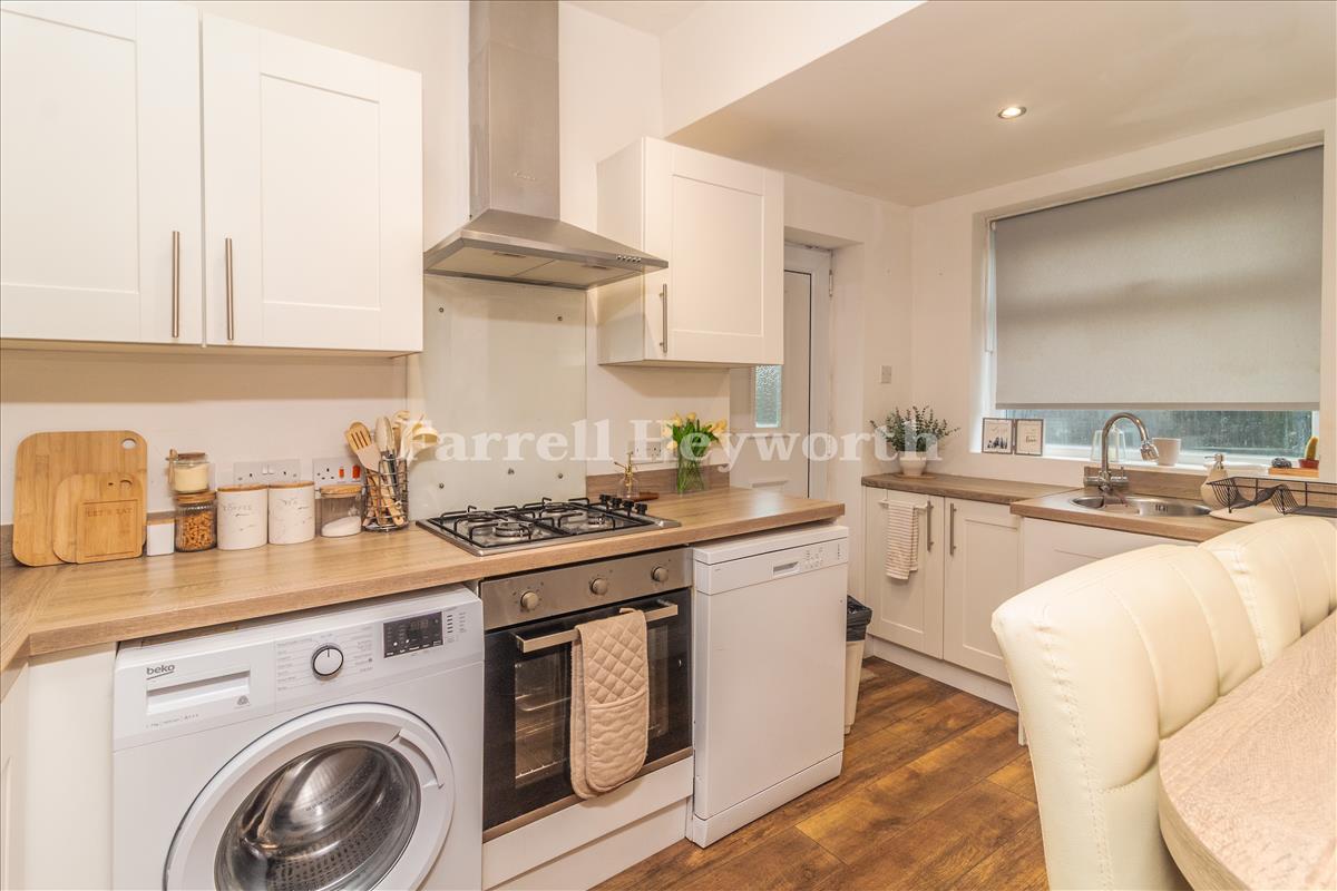 Kitchen image 2