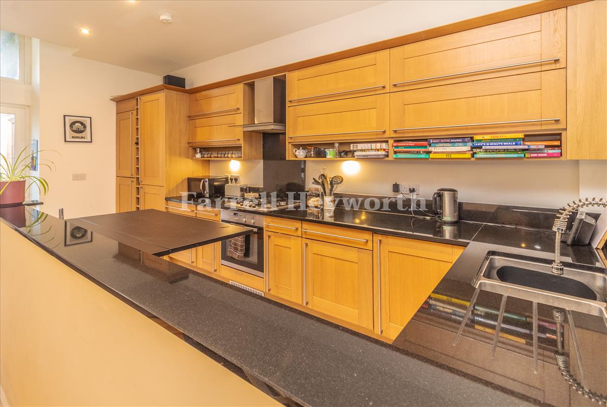 Kitchen Area image 2