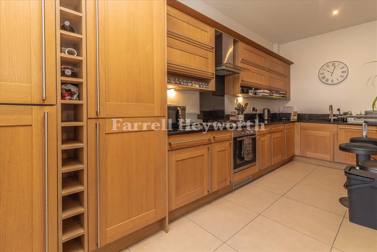 Kitchn Area image 2
