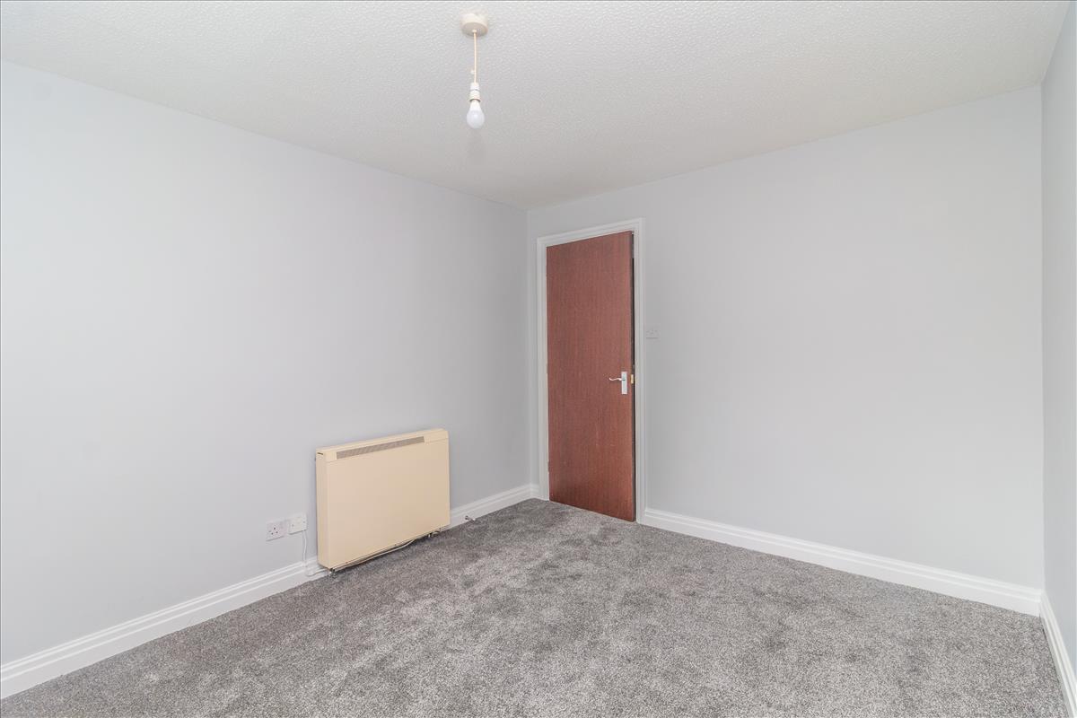 Bedroom image 2