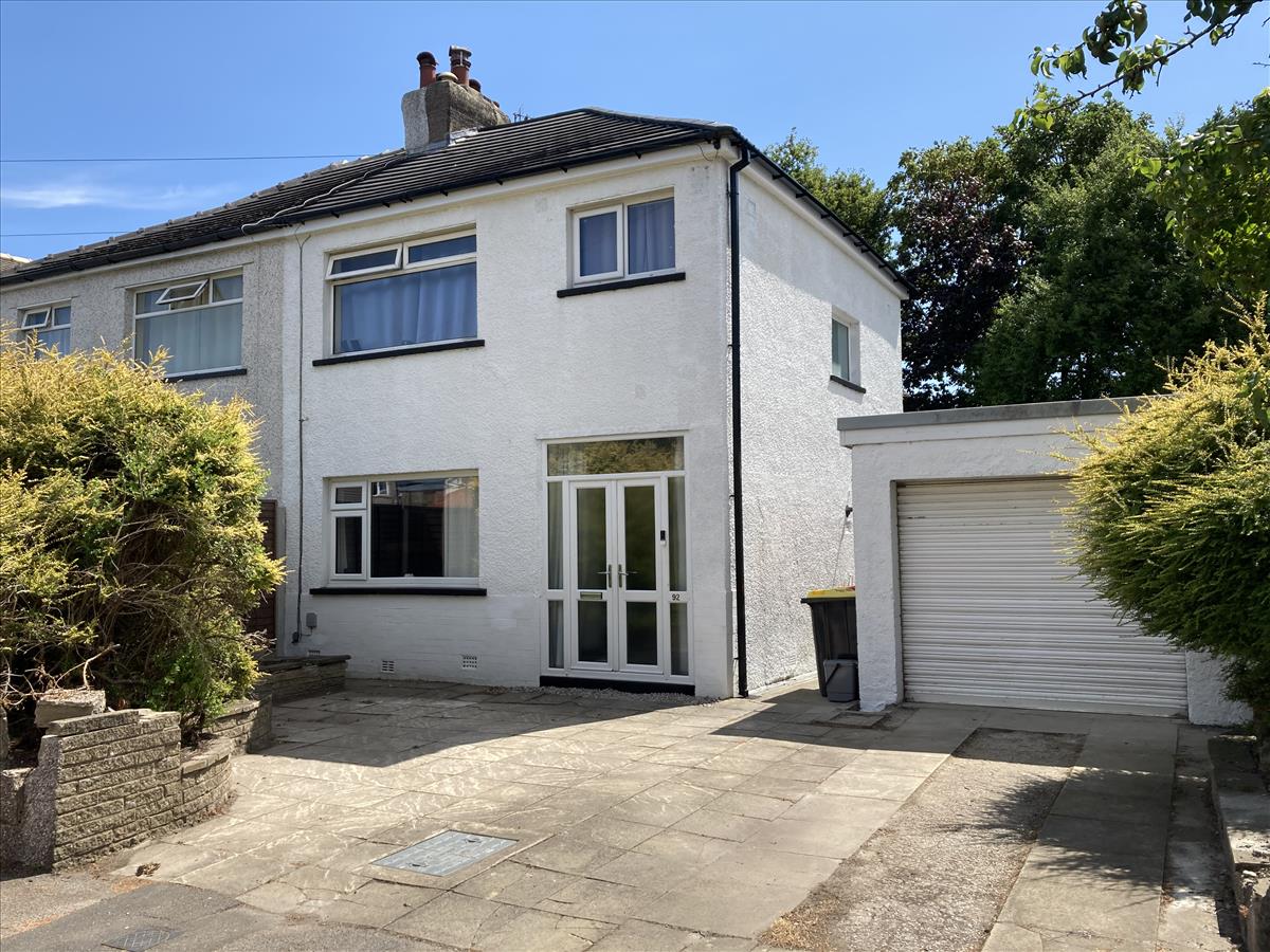 Buckingham Road External