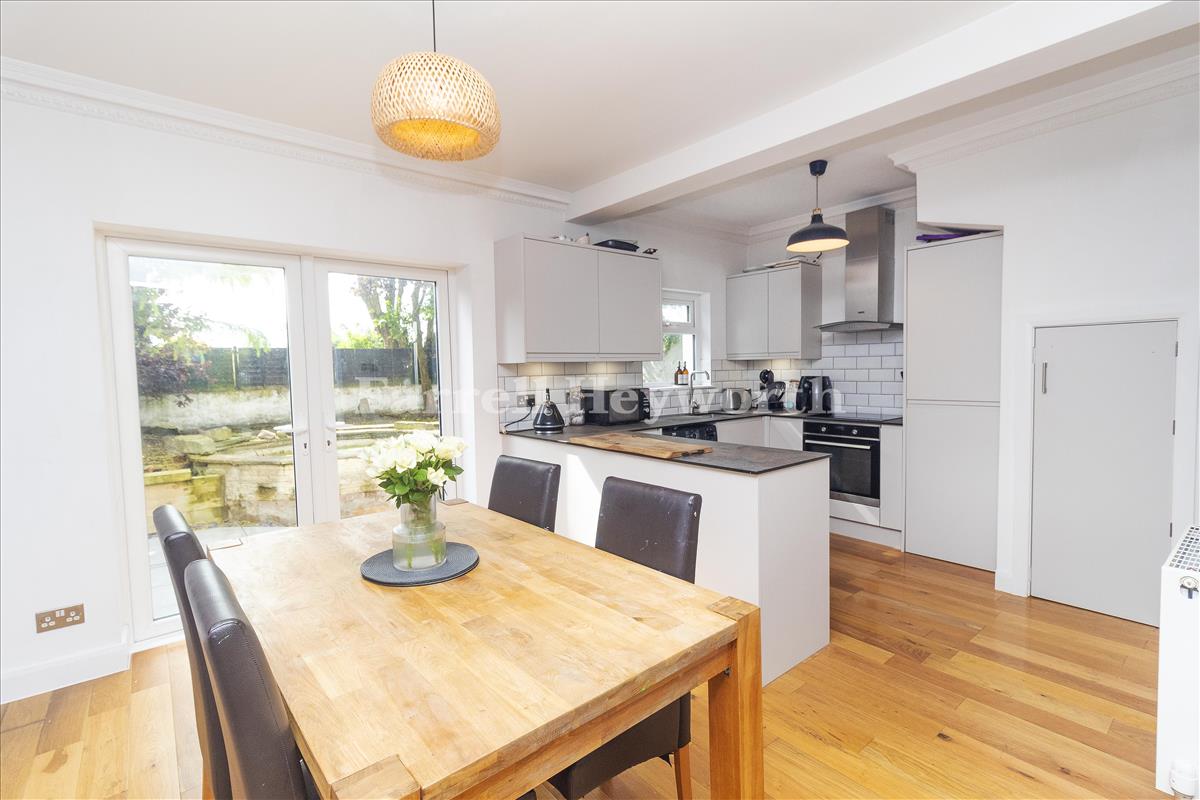 Dining Kitchen