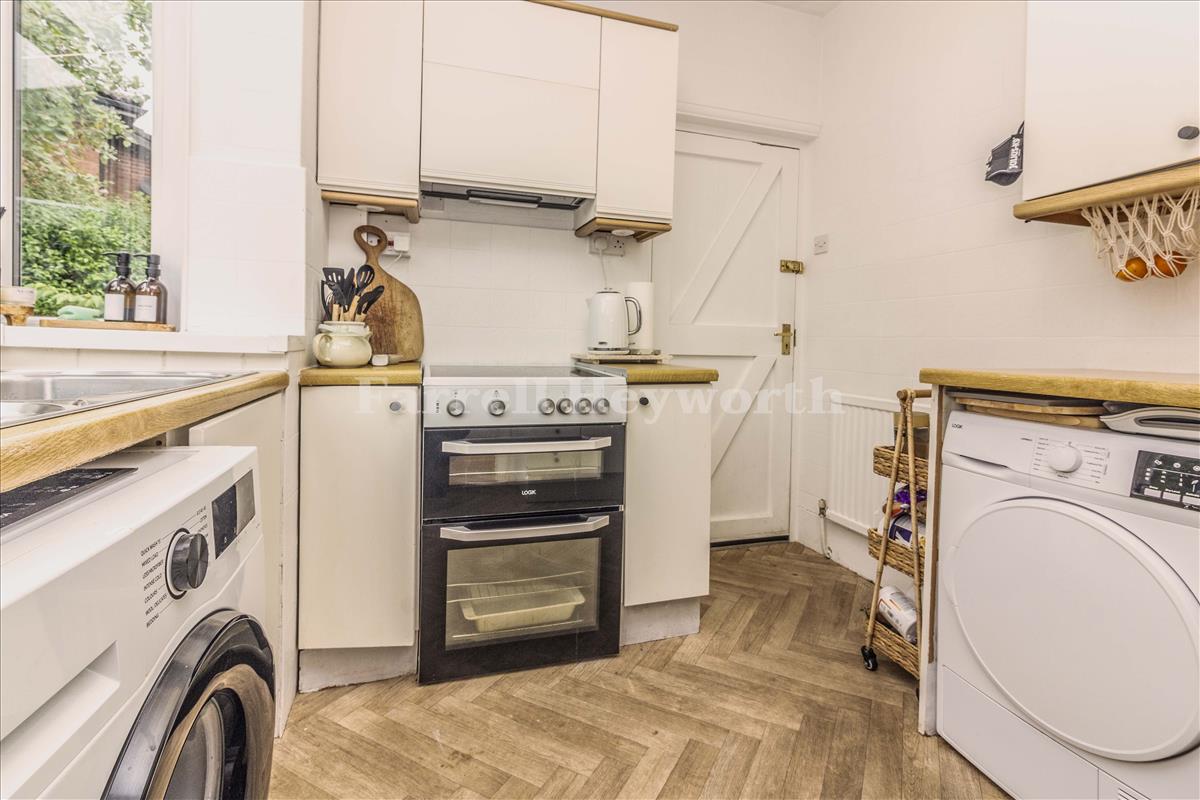 Kitchen b