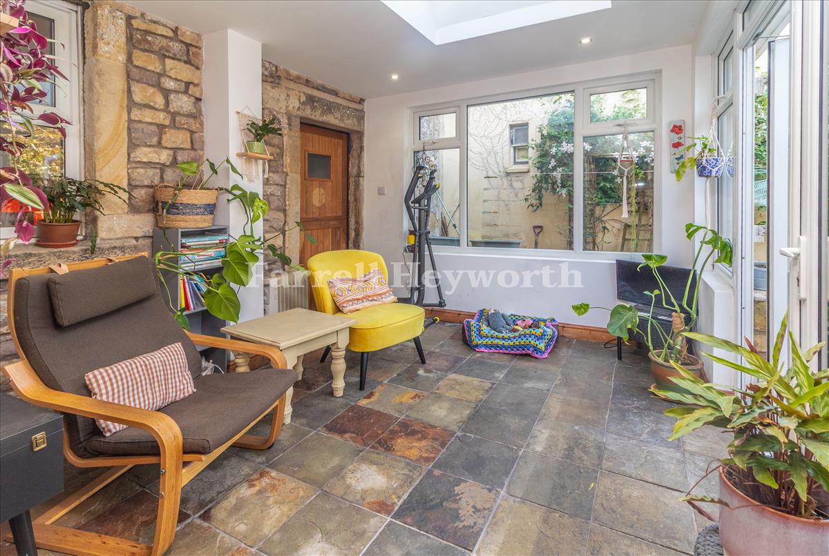 Garden Room image 3