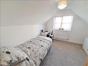 2nd bedroom 1st floor_2256x1503