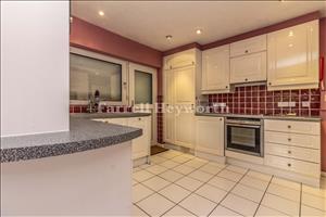 Kitchen c