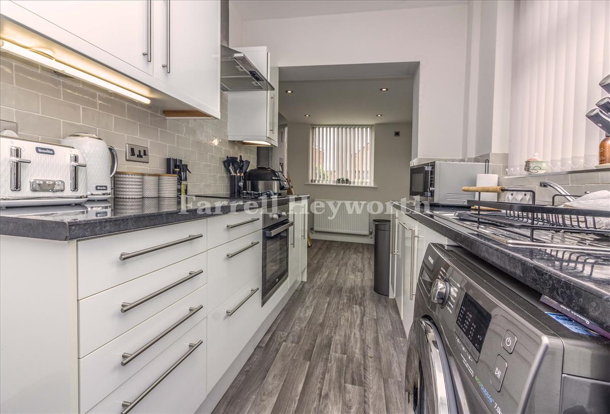 Kitchen b