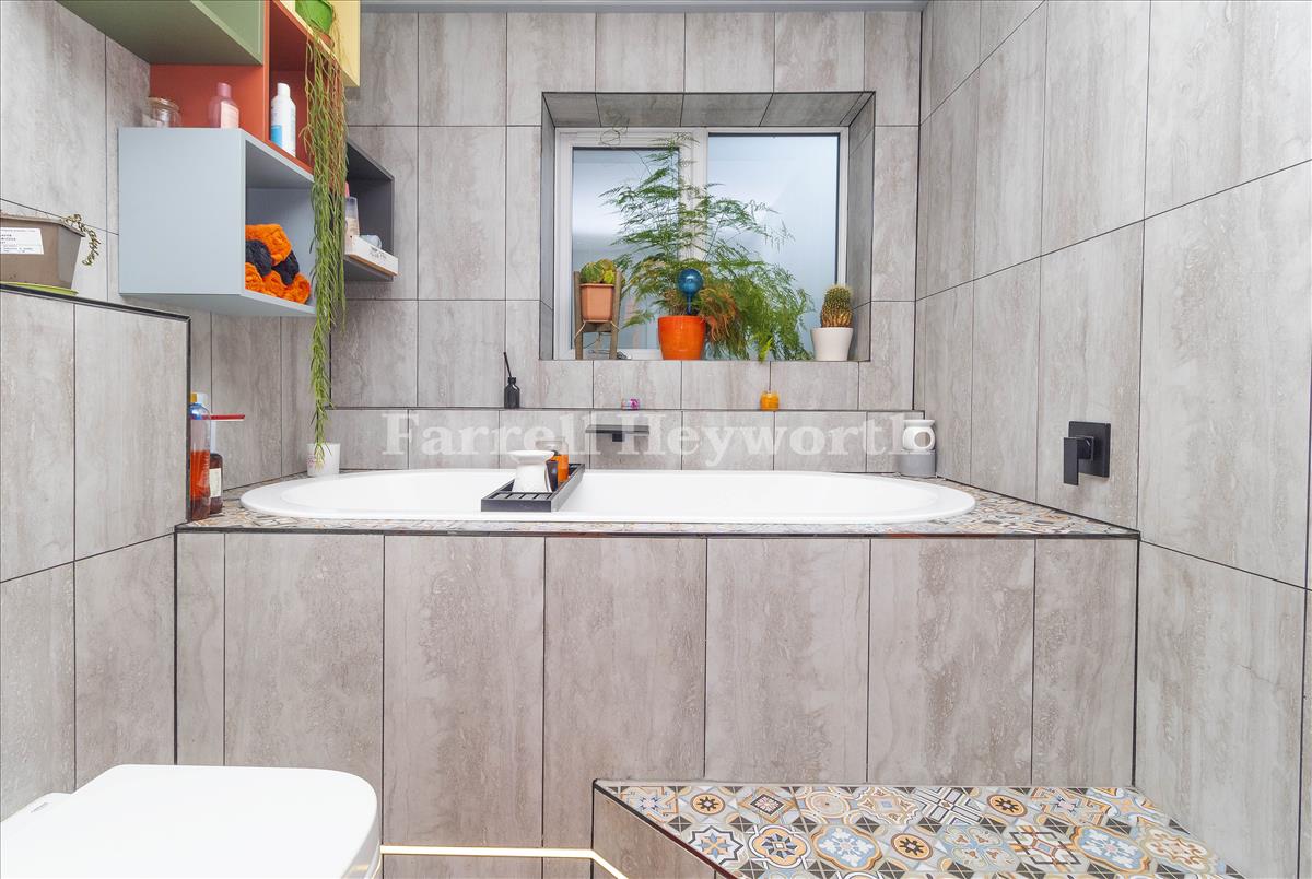 Bathroom view 2
