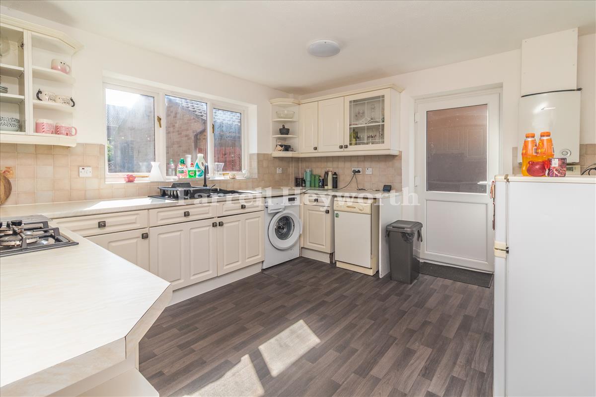 Kitchen image 2