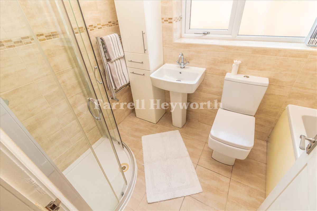 Bathroom image 2