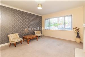 Lounge image 3