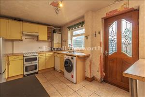 Kitchen image 2