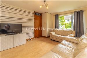 Lounge image 2